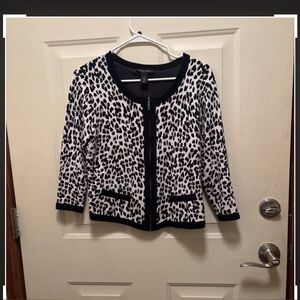White House Black Market Black and White Patterned sweater